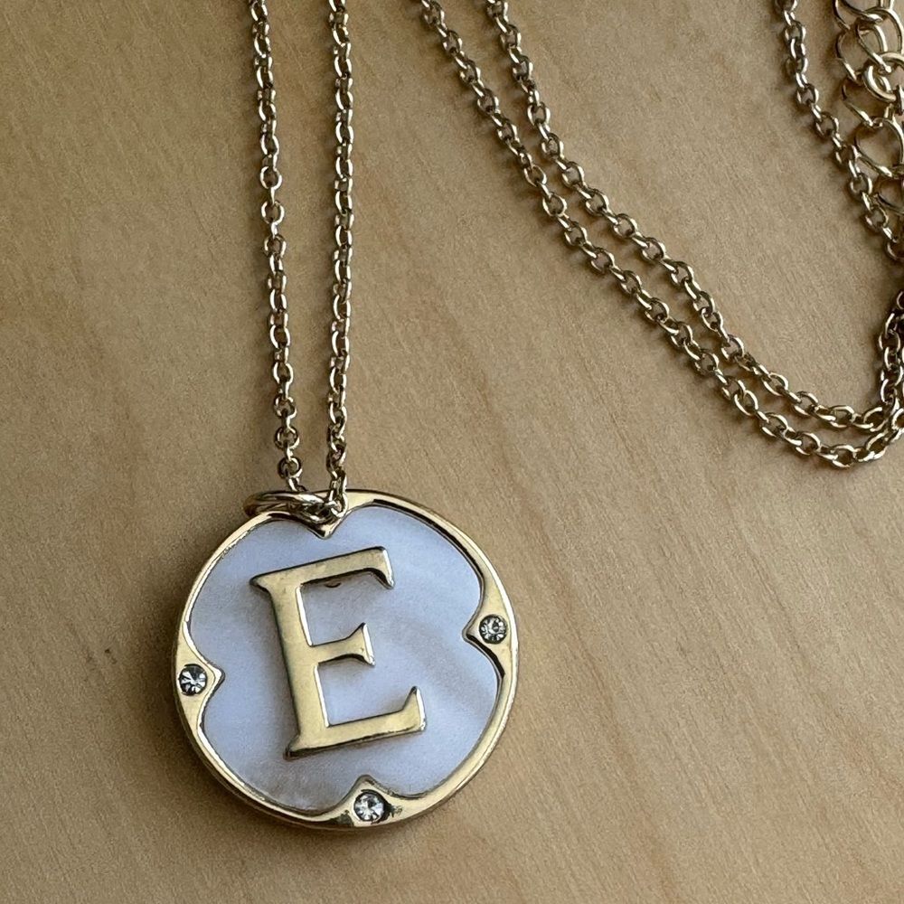 Rachel Roy Gold Tone Initial " E " Rhinestone Medallion Pendant Necklace